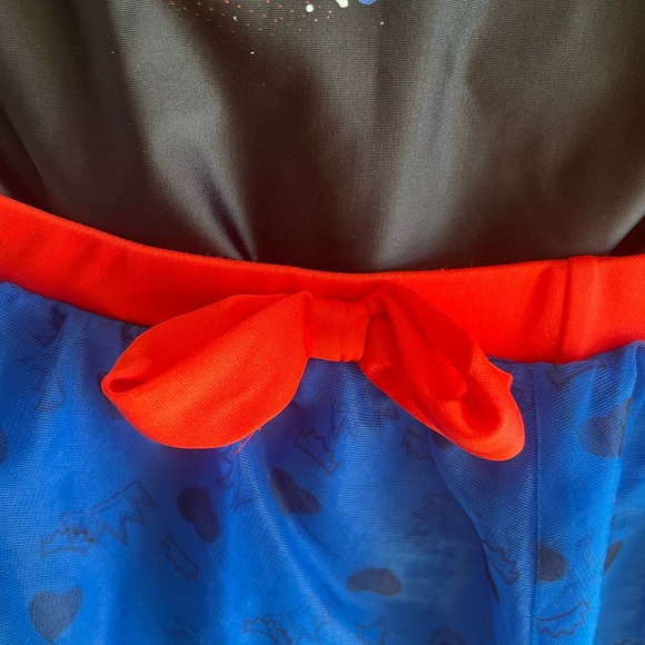 EUC Disney Descendants 3 “Evie” Theme Black & Blue Heart Costume size L (10/12) - Picture 4 of 7